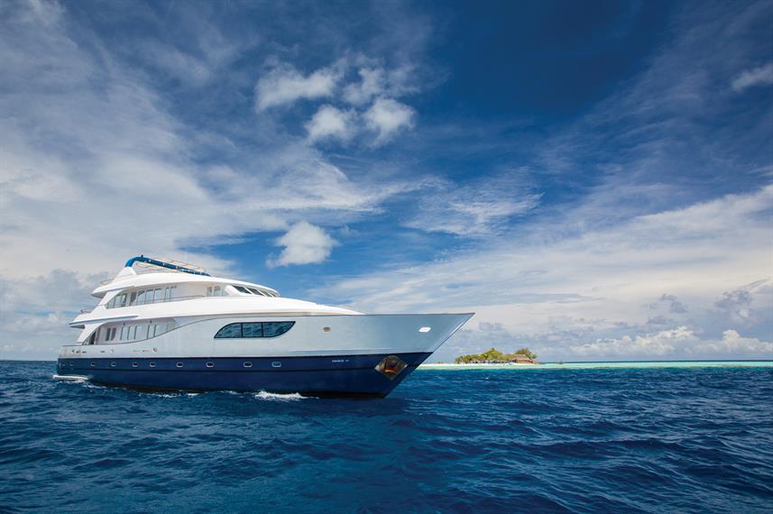 bateau-croisiere-plongee-maldives-honors-legacy